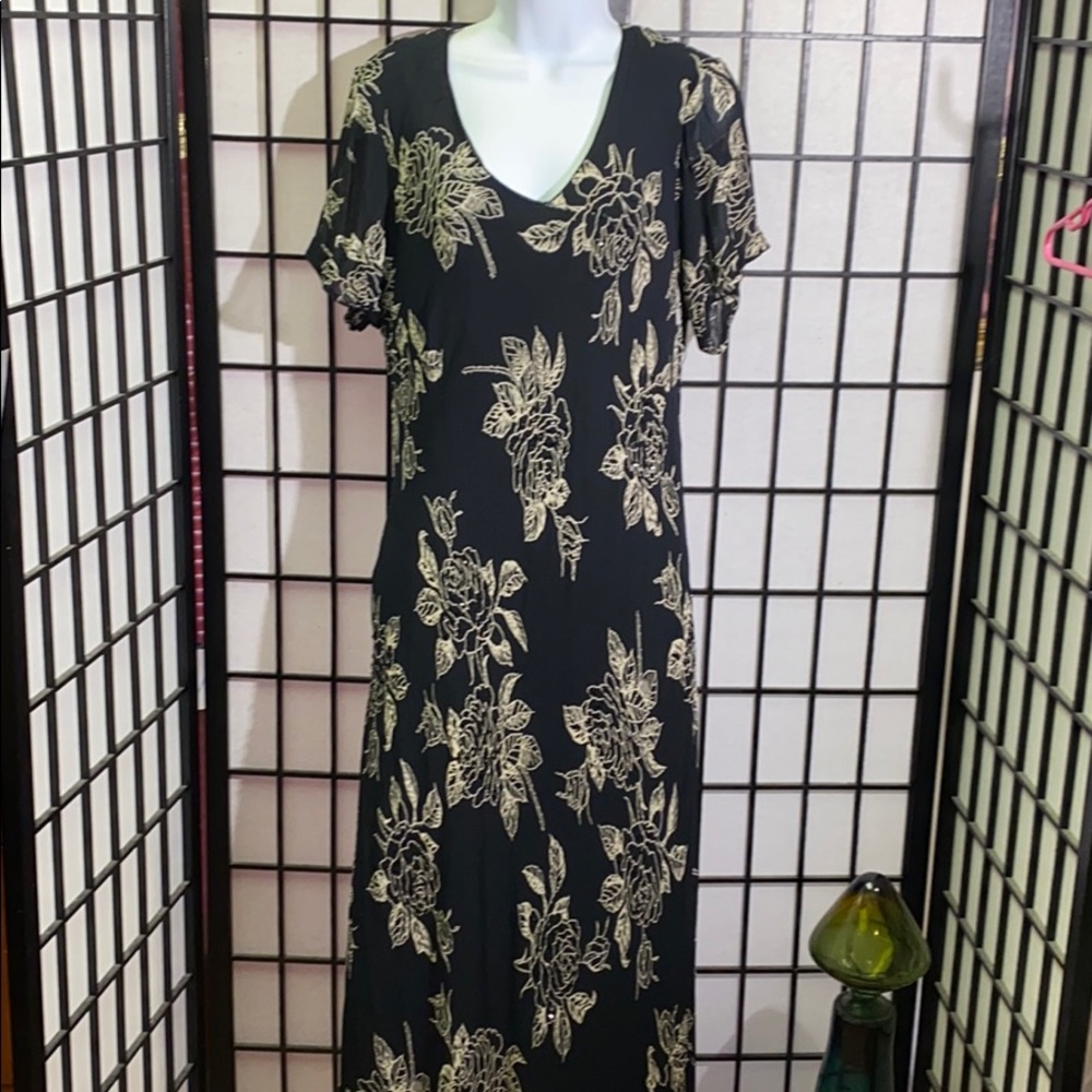 Eva Blue Beautiful Flowing Dress Size 20